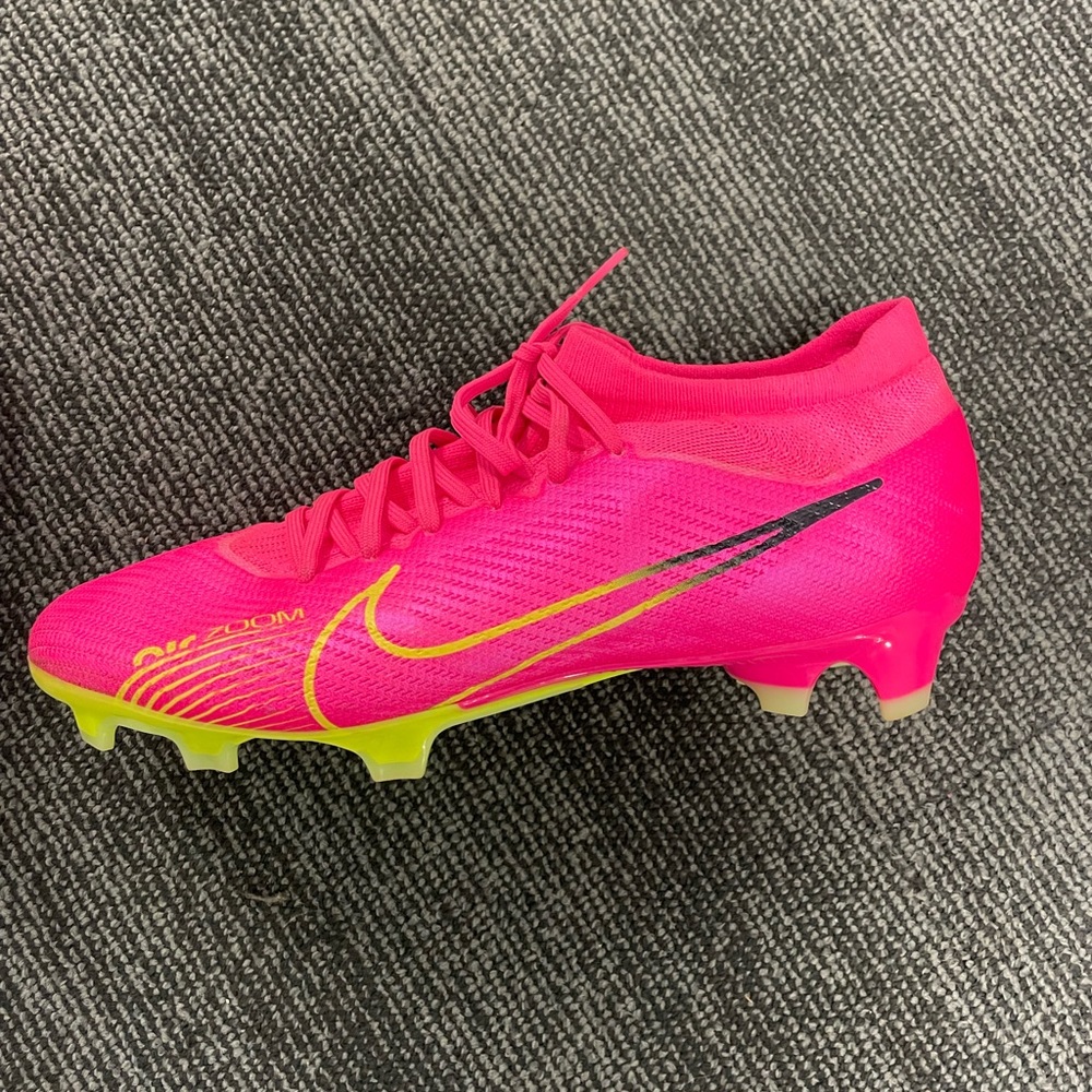 Nike Mercurial Zoom Vapor 15 Pro FG Soccer Cleats